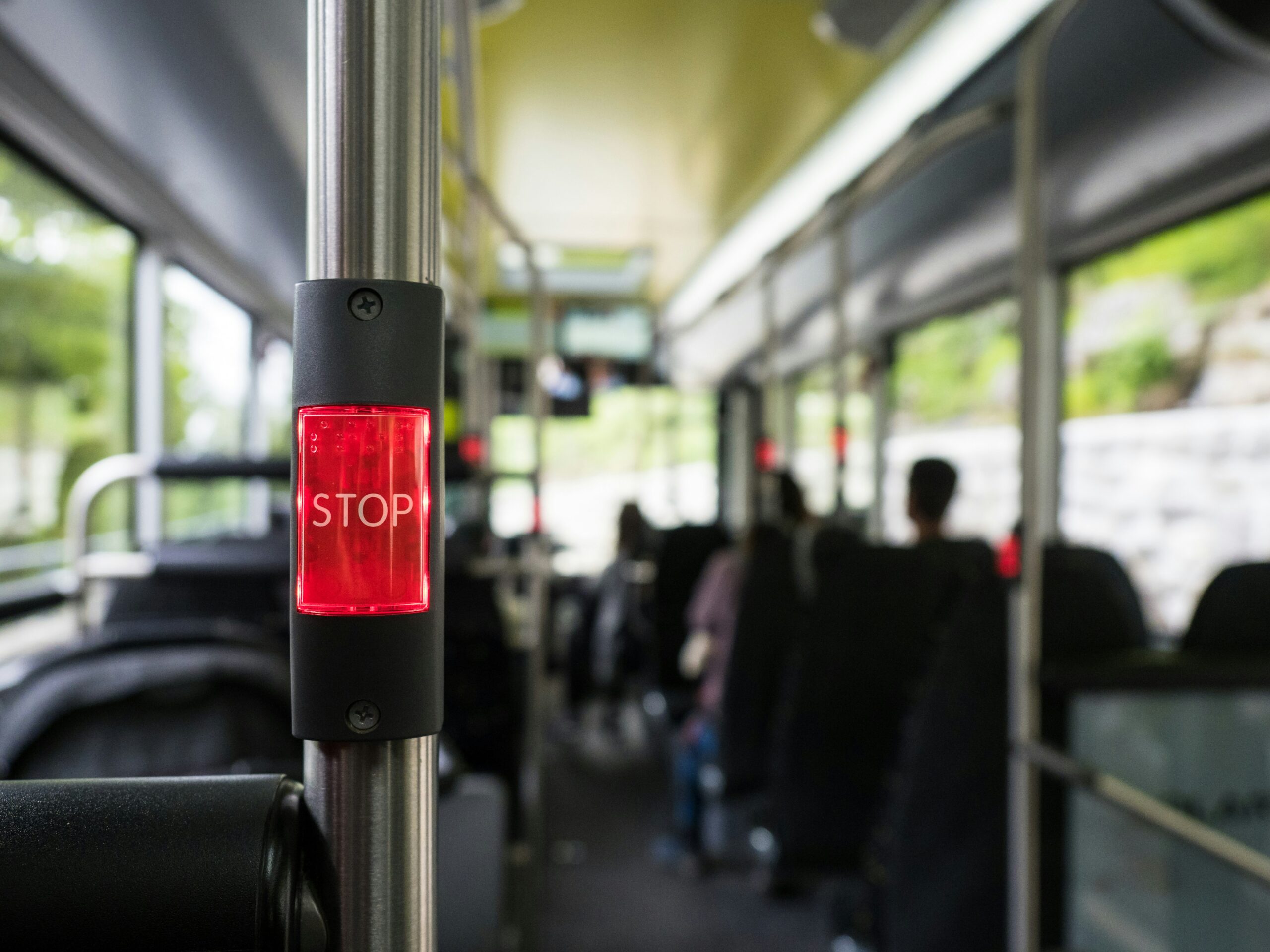 Ontdek Hasselt zonder gedoe: spring op de Hop-on hop-off shuttle